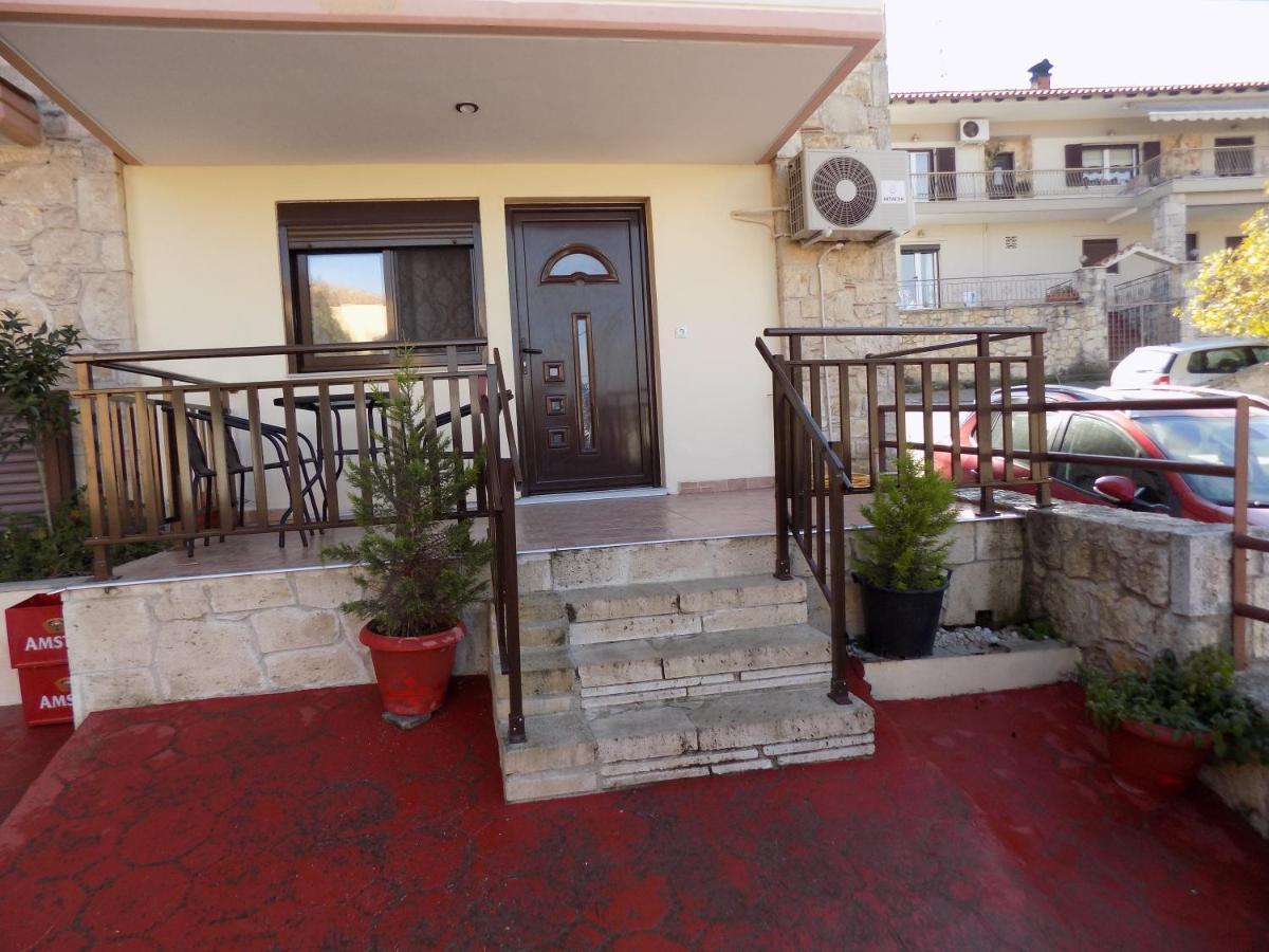Elzaf2 Apartment Afytos Exterior photo